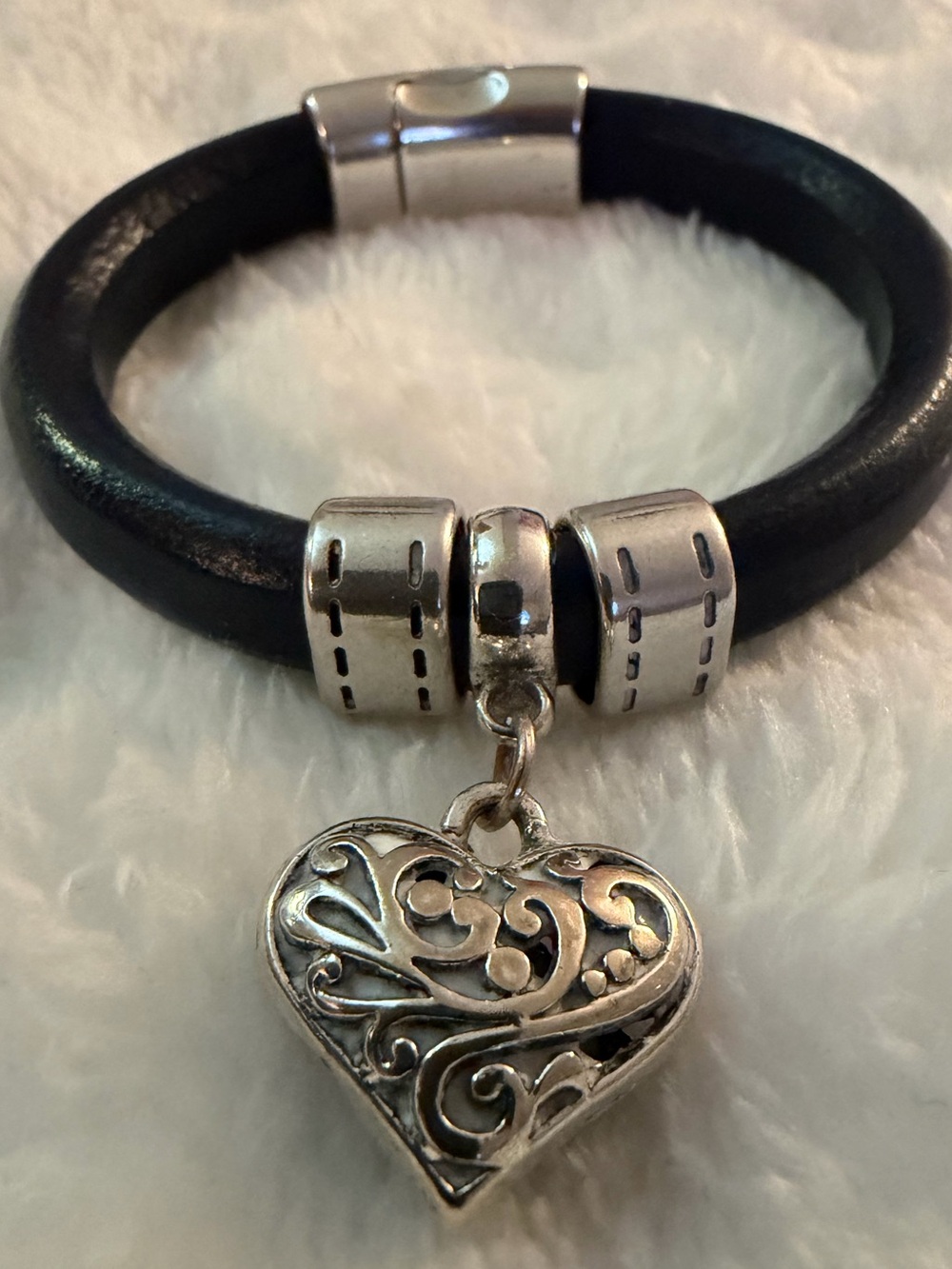 Sundance Navy Leather Bracelet with Filigree Heart Charm